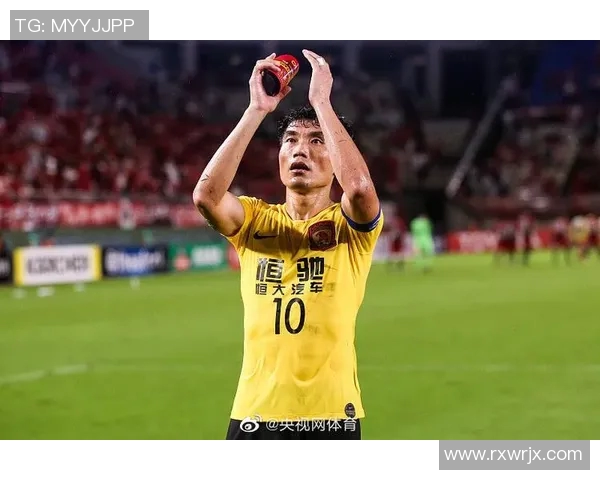 南京足球队个人能力分析：聚焦球员技术与战术素养提升之路