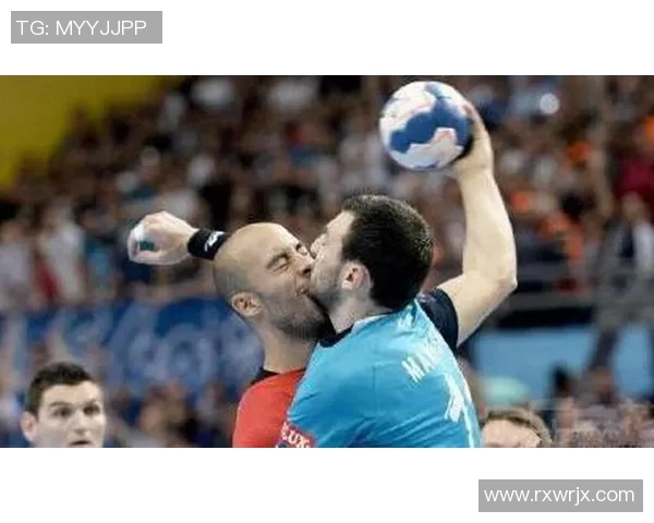 足球明星搞笑瞬间大集合让你捧腹大笑的丑态图片欣赏